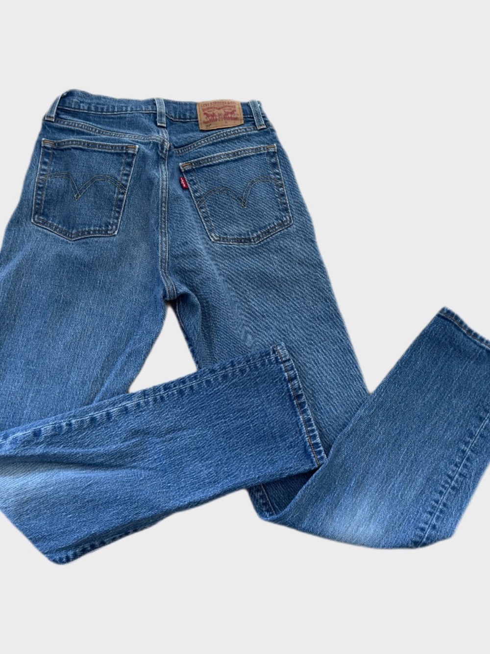 Levi’s 501 Original Fit Classic Jeans (2018) - Picture 6 of 7
